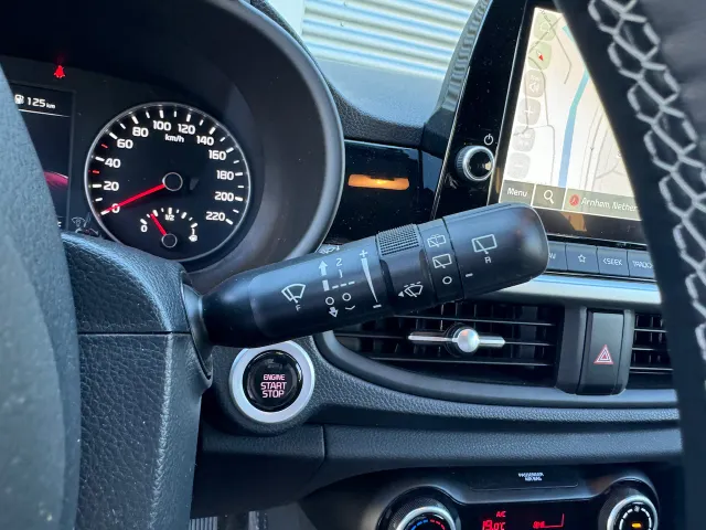 
Kia Picanto 1.0 MPi 67pk 4-zits DynamicPlusLine | Trekhaak | Navigatie | Climate Control | vol									