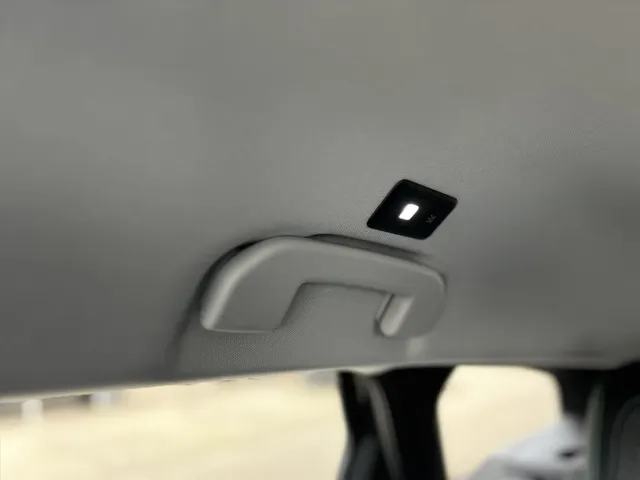 
Peugeot 308 Sw 1.6 HYbrid PHEV 180pk e-EAT8 Allure | Navigatie | Cruise controle | Apple Carplay | parkeercamera achter en voor | Dodehoekbewaking | vol									