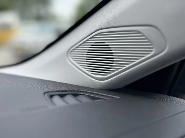 
Peugeot 308 Sw 1.6 HYbrid PHEV 180pk e-EAT8 Allure | Navigatie | Cruise controle | Apple Carplay | parkeercamera achter en voor | Dodehoekbewaking | vol									