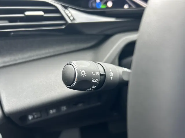 
Peugeot 308 Sw 1.6 HYbrid PHEV 180pk e-EAT8 Allure | Navigatie | Cruise controle | Apple Carplay | parkeercamera achter en voor | Dodehoekbewaking | vol									