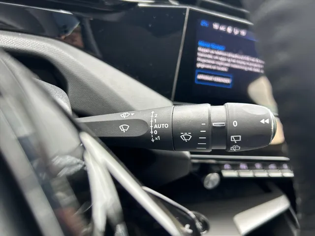 
Peugeot 308 Sw 1.6 HYbrid PHEV 180pk e-EAT8 Allure | Navigatie | Cruise controle | Apple Carplay | parkeercamera achter en voor | Dodehoekbewaking | vol									