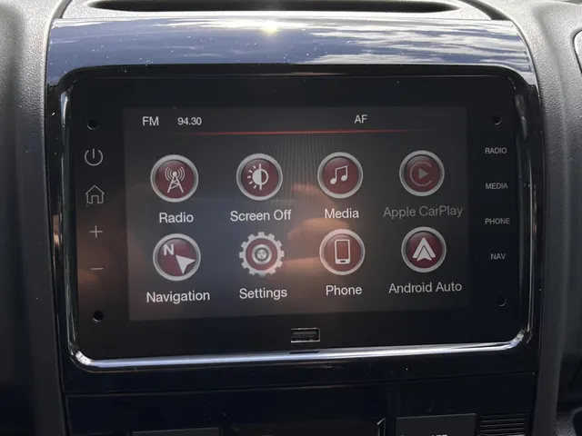 
								Citroën Jumper GB 33 L3H2 2.2 BlueHDi 140pk zwaar | Navigatie | Climate control | Apple Carplay & Android Auto | 2500kg trekgewicht vol									