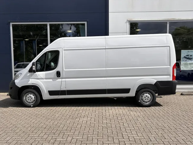 
								Citroën Jumper GB 33 L3H2 2.2 BlueHDi 140pk zwaar | Navigatie | Climate control | Apple Carplay & Android Auto | 2500kg trekgewicht vol									