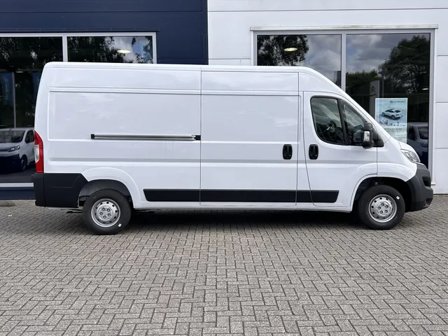 
								Citroën Jumper GB 33 L3H2 2.2 BlueHDi 140pk zwaar | Navigatie | Climate control | Apple Carplay & Android Auto | 2500kg trekgewicht vol									