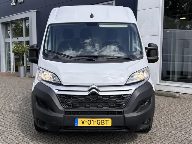 
								Citroën Jumper GB 33 L3H2 2.2 BlueHDi 140pk zwaar | Navigatie | Climate control | Apple Carplay & Android Auto | 2500kg trekgewicht vol									