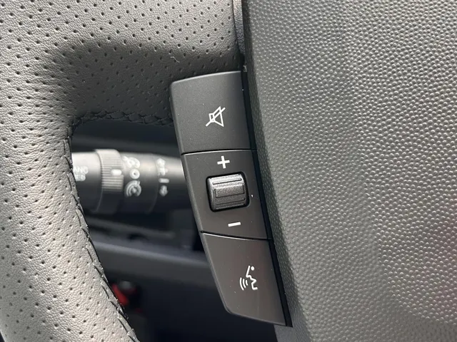 
								Citroën Jumper GB 33 L3H2 2.2 BlueHDi 140pk zwaar | Navigatie | Climate control | Apple Carplay & Android Auto | 2500kg trekgewicht vol									