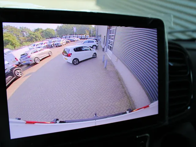 
Citroën Jumper GB 2.2 BlueHDi 140pk L2H1 Automaat | 3 Zits! | Navigatie | Trekhaak | Camera | vol									