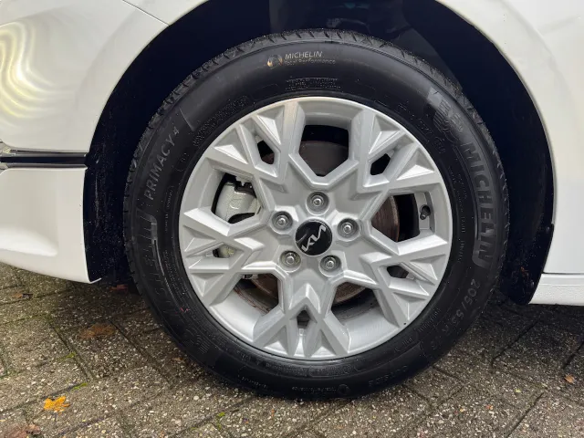 
Kia Ceed Sportswagon Sw 1.0 T-GDi 100pk DynamicPlusLine | Stoel/Stuurwielverwarming | Elektrische achterklep | Navigatie | Climate Control | vol									